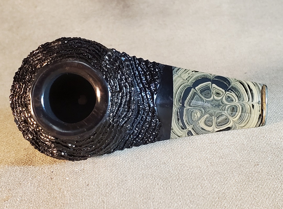 SOLD - 10th Anniversary Cardinal House Munn Blade-shank Pocket Bulldog 1021 - Image 8