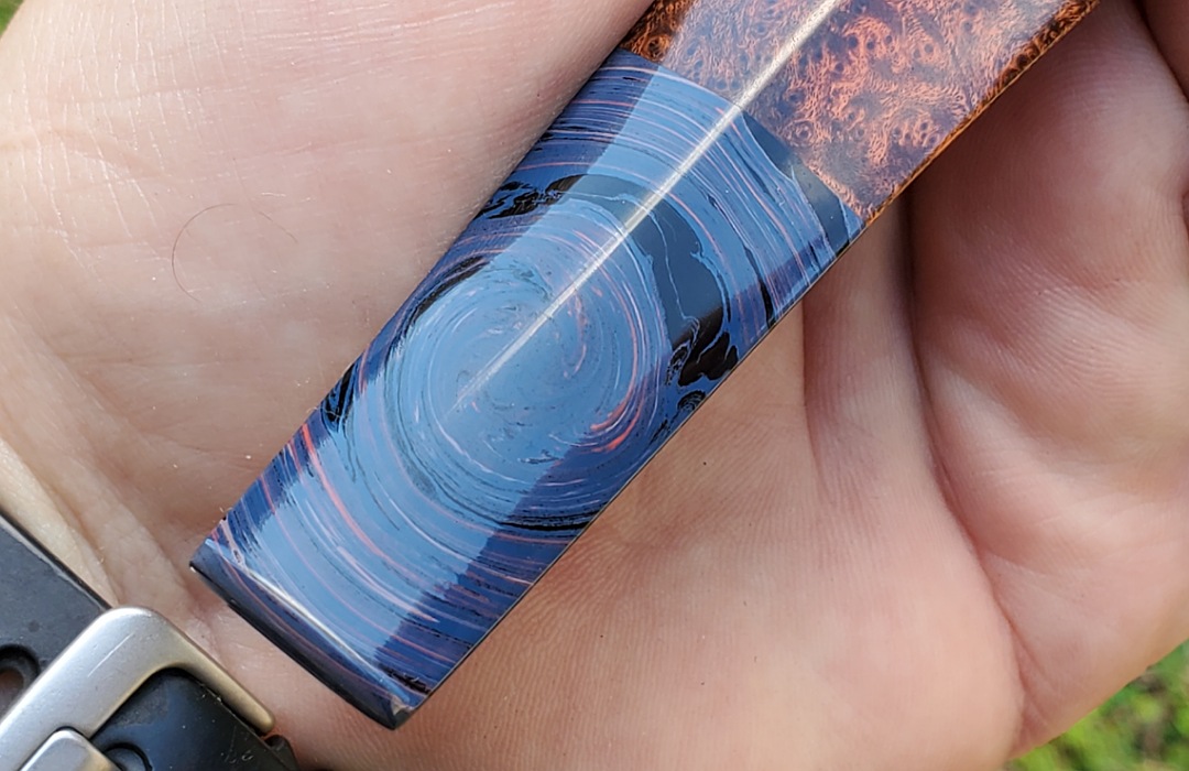 10th Anniversary Cardinal House Langford Blade-shank Bulldog 1028 - Image 5